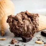 طرز تهیه کیک های رنگین کمانی برای ۴ نفر بستنی شکلاتی